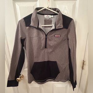 Vineyard Vines Grayish/Brown and Black Quarter-Zip Performance Pullover